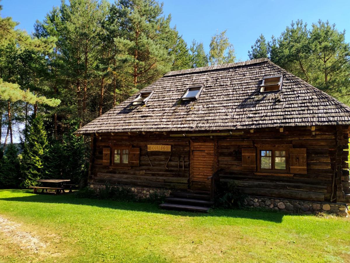 Gungas Hotel Ādaži Екстериор снимка