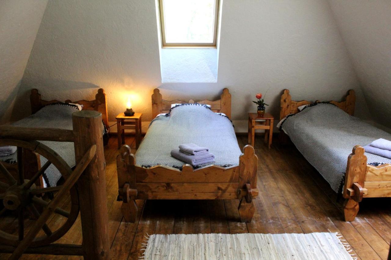 Gungas Hotel Ādaži Екстериор снимка