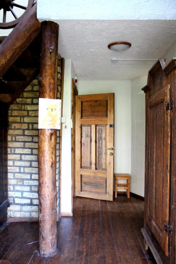 Gungas Hotel Ādaži Екстериор снимка