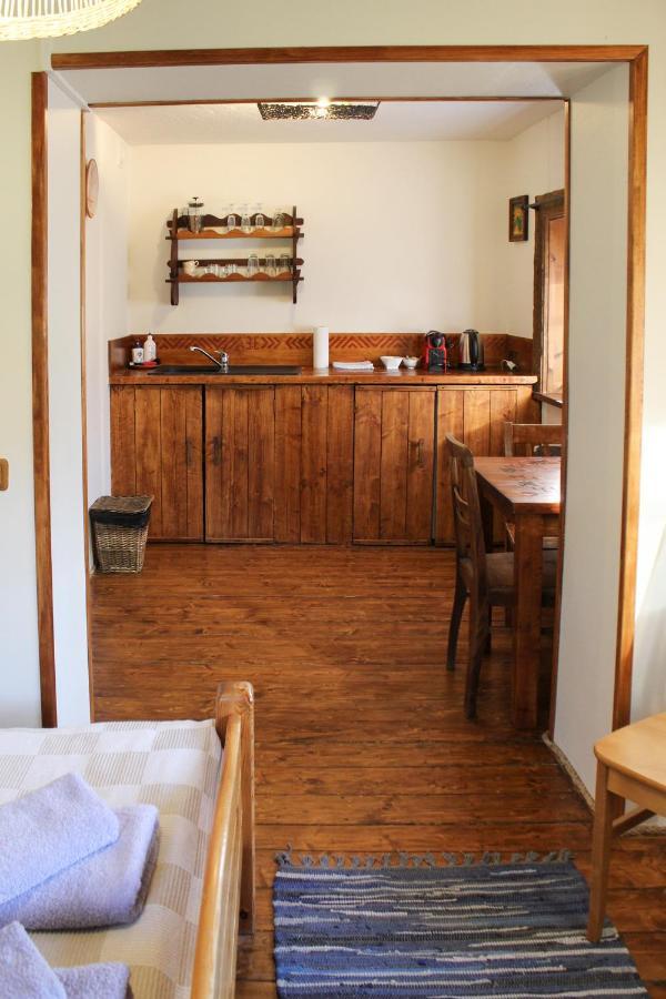 Gungas Hotel Ādaži Екстериор снимка