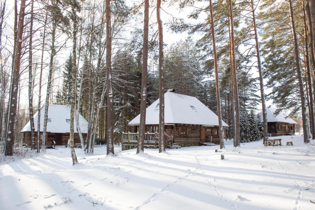 Gungas Hotel Ādaži Екстериор снимка